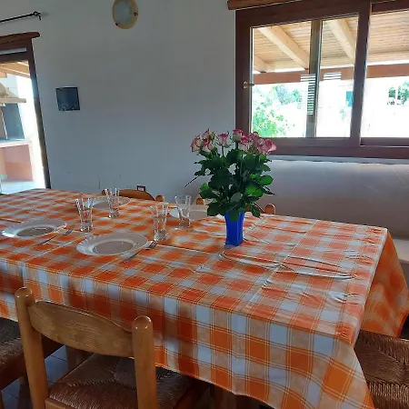 Holiday home Alex Apartment 2 *
